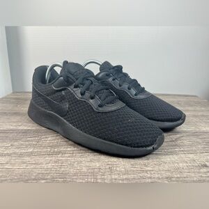 Size 7.5 - Nike Tanjun Triple Black Womens Shoes